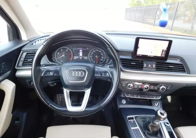 AUDI Q5 2.0 TDI Sport