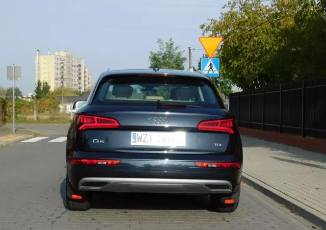AUDI Q5 2.0 TDI Sport
