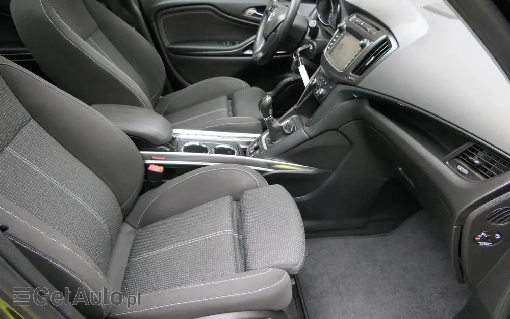 OPEL Zafira Tourer 1.6 ECOTEC DIT ecoFLEX Start/Stop Business Innovation
