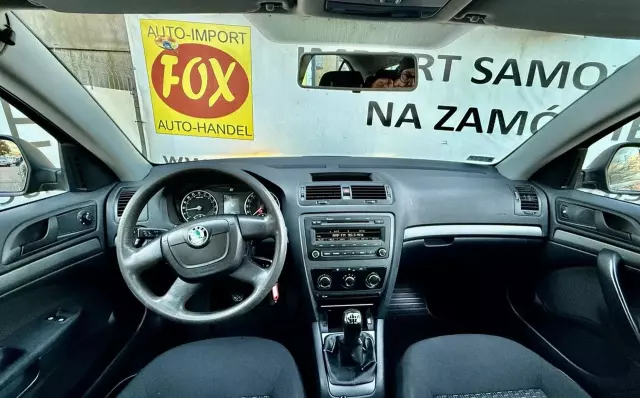 SKODA Octavia 