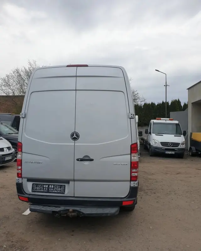 MERCEDES-BENZ Sprinter 