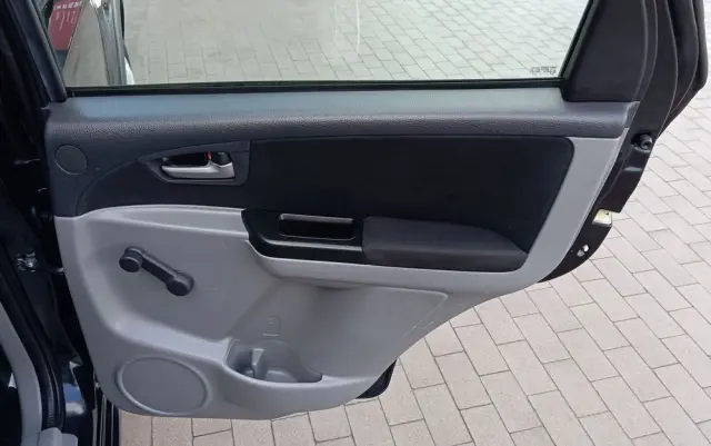 SUZUKI SX4 1.6 Comfort 4WD