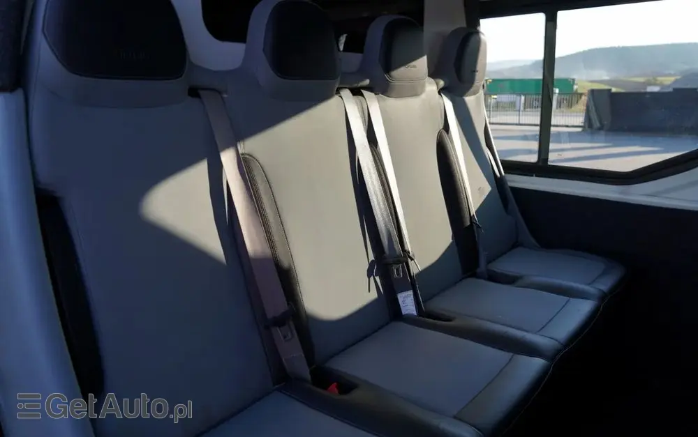 IVECO DAILY 35-140 / BRYGADÓWKA / 7 MIEJSC / BLASZAK / FURGON / SPROWADZONY 