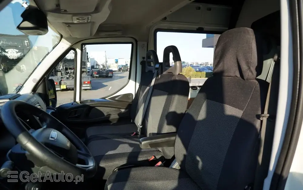 IVECO DAILY 35-140 / BRYGADÓWKA / 7 MIEJSC / BLASZAK / FURGON / SPROWADZONY 