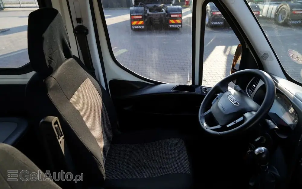 IVECO DAILY 35-140 / BRYGADÓWKA / 7 MIEJSC / BLASZAK / FURGON / SPROWADZONY 