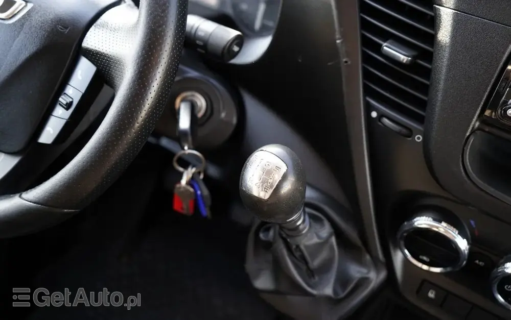 IVECO DAILY 35-140 / BRYGADÓWKA / 7 MIEJSC / BLASZAK / FURGON / SPROWADZONY 