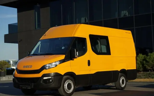 IVECO DAILY 35-140 / BRYGADÓWKA / 7 MIEJSC / BLASZAK / FURGON / SPROWADZONY 