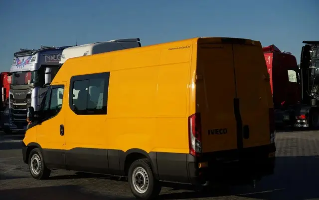 IVECO DAILY 35-140 / BRYGADÓWKA / 7 MIEJSC / BLASZAK / FURGON / SPROWADZONY 