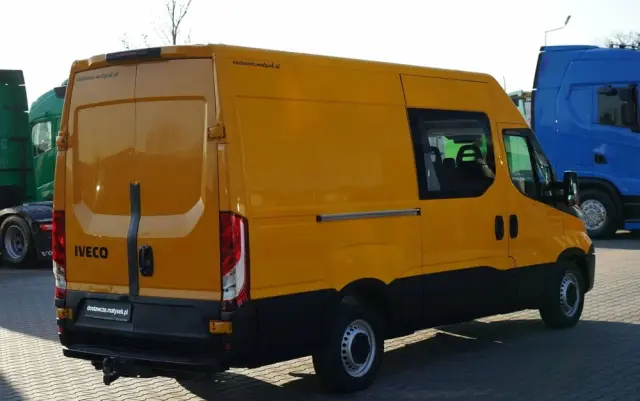 IVECO DAILY 35-140 / BRYGADÓWKA / 7 MIEJSC / BLASZAK / FURGON / SPROWADZONY 