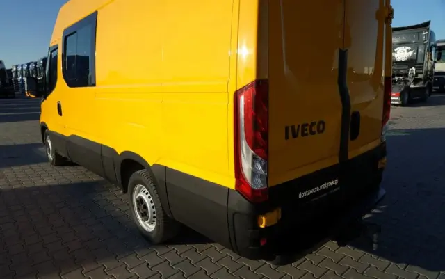 IVECO DAILY 35-140 / BRYGADÓWKA / 7 MIEJSC / BLASZAK / FURGON / SPROWADZONY 