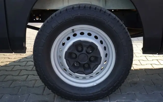 IVECO DAILY 35-140 / BRYGADÓWKA / 7 MIEJSC / BLASZAK / FURGON / SPROWADZONY 