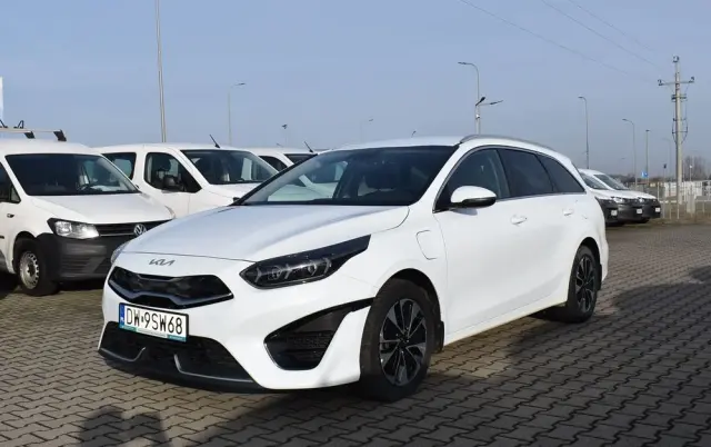 KIA Ceed 1.6 GDI PHEV L DCT