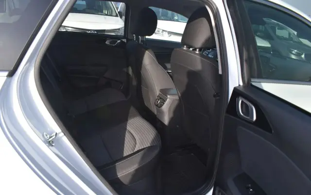 KIA Ceed 1.6 GDI PHEV L DCT