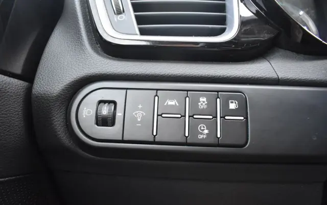 KIA Ceed 1.6 GDI PHEV L DCT