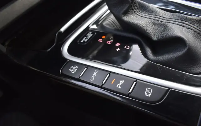 KIA Ceed 1.6 GDI PHEV L DCT