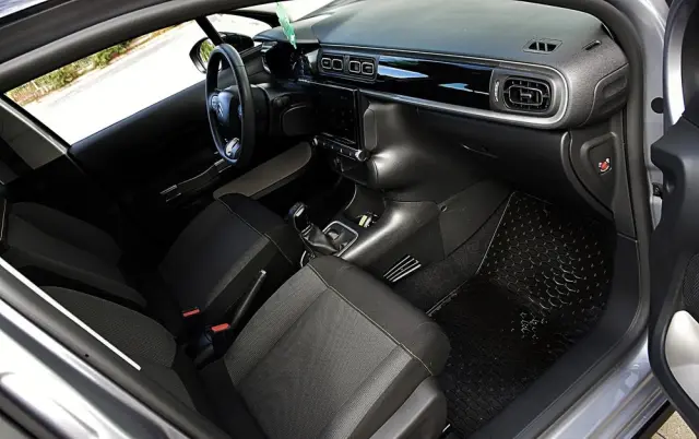 CITROËN C3 1.2 PureTech Shine