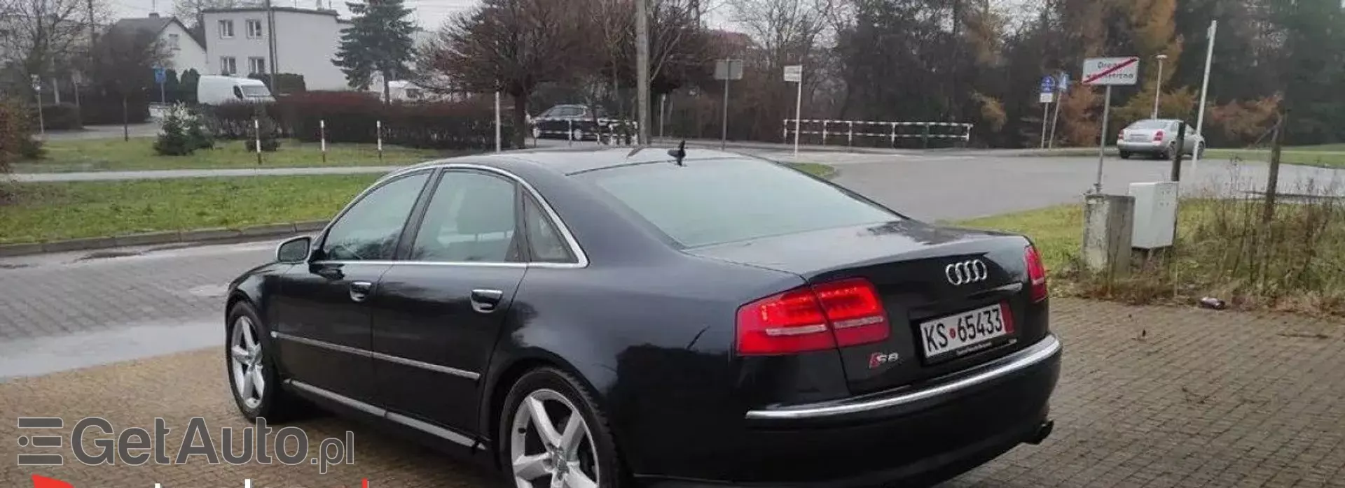 AUDI A8 