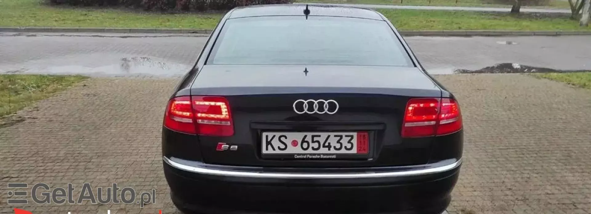 AUDI A8 
