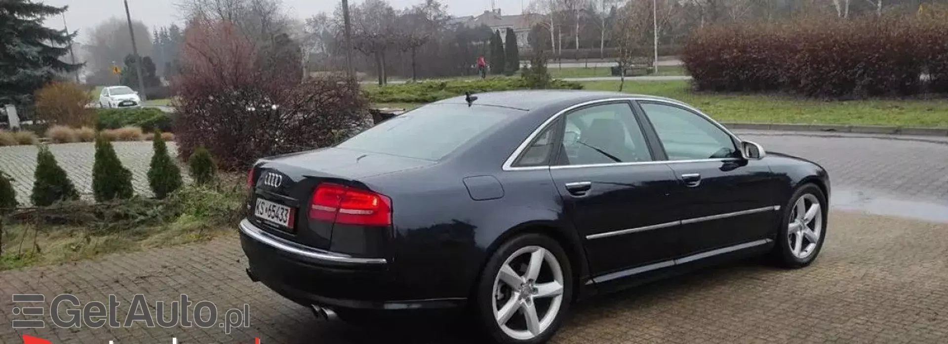 AUDI A8 