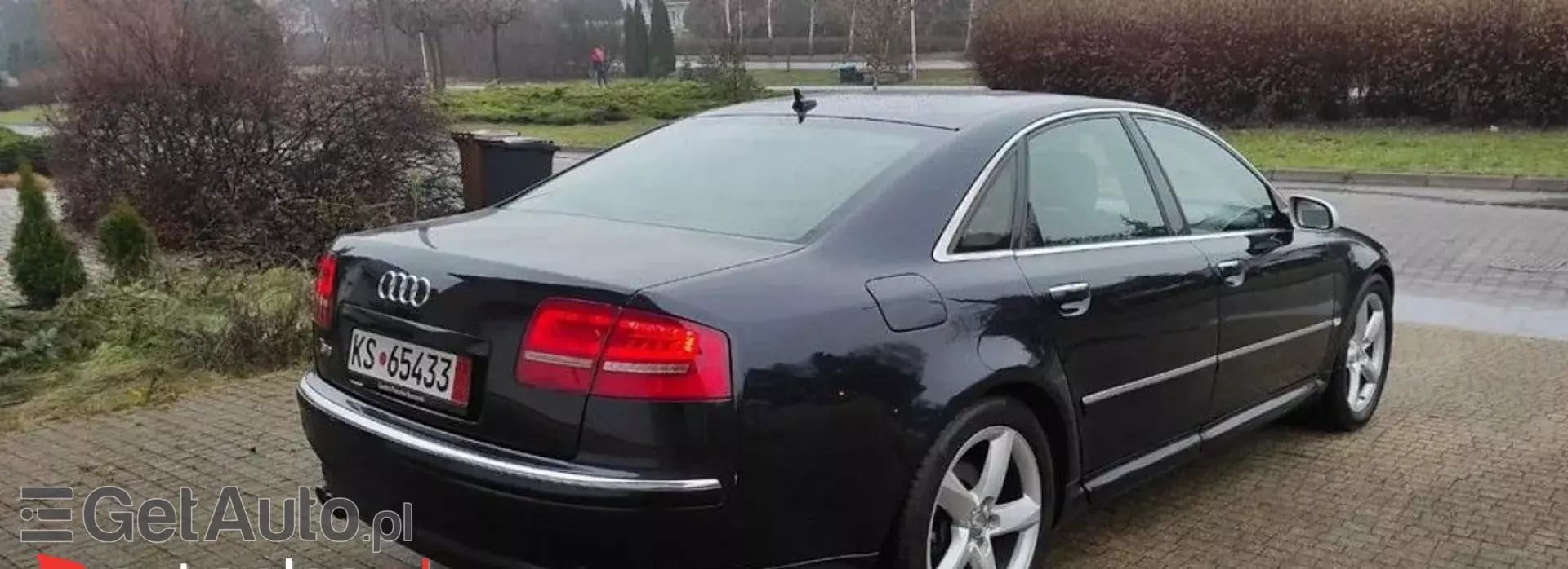 AUDI A8 