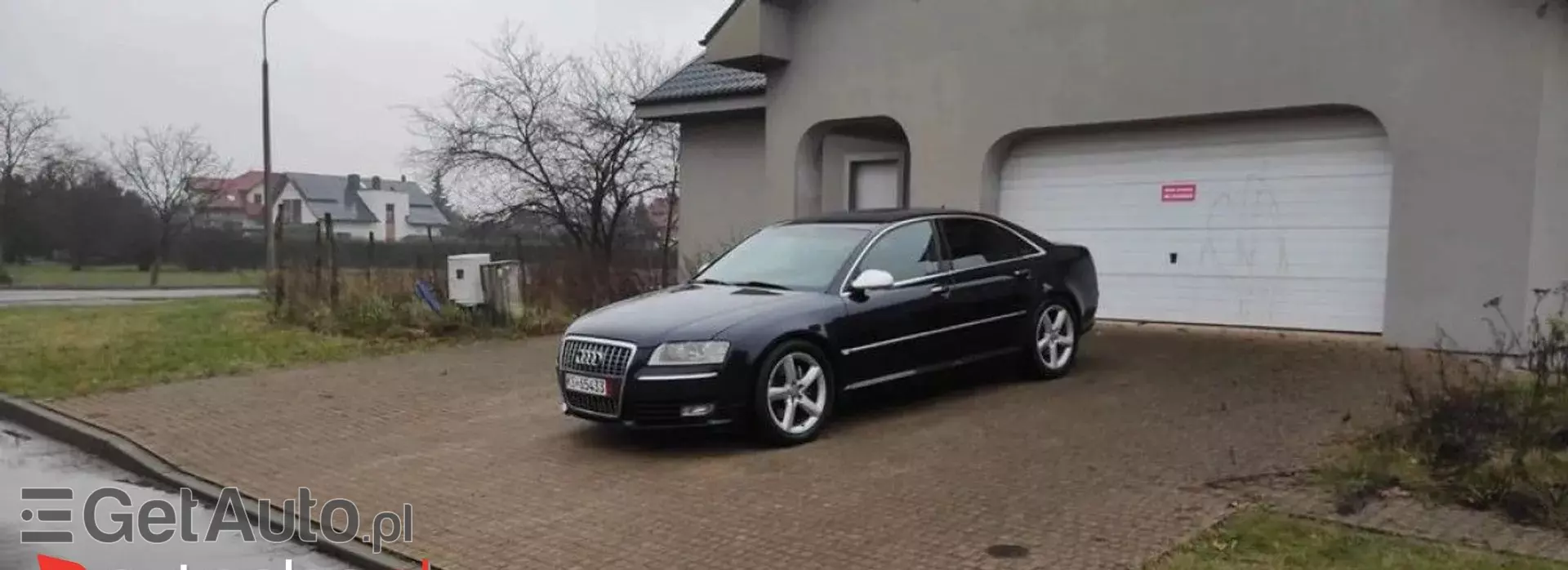 AUDI A8 