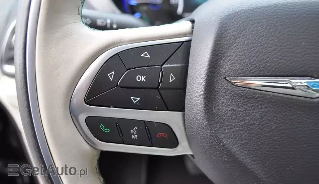 CHRYSLER Pacifica 3.6 V6 (264 KM) Hybrid CVT