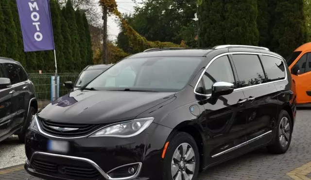 CHRYSLER Pacifica 3.6 V6 (264 KM) Hybrid CVT