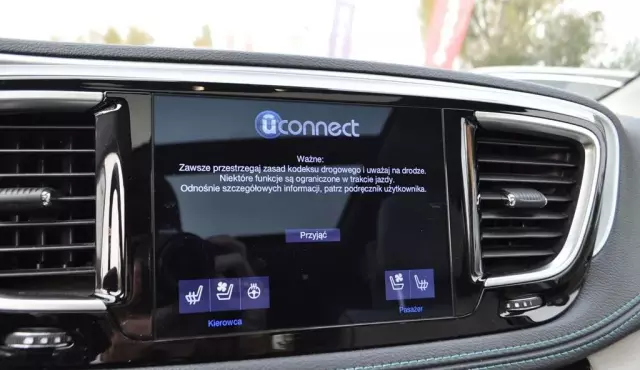 CHRYSLER Pacifica 3.6 V6 (264 KM) Hybrid CVT