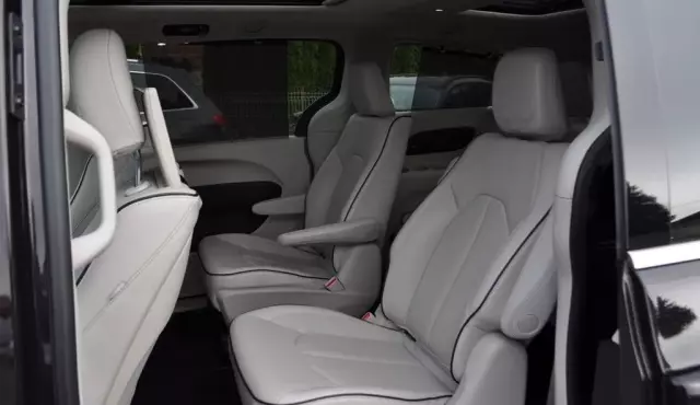 CHRYSLER Pacifica 3.6 V6 (264 KM) Hybrid CVT