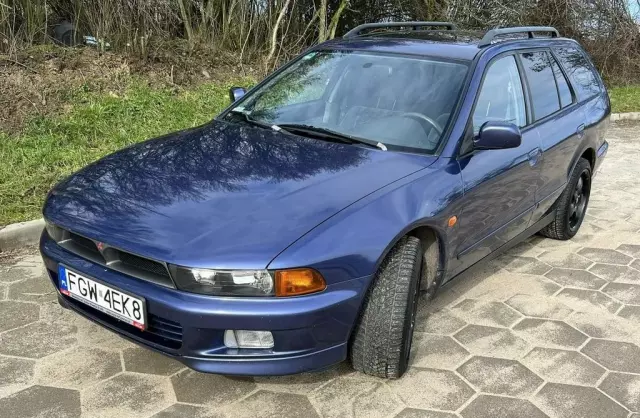 MITSUBISHI Galant 