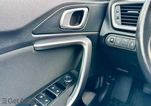 KIA Ceed Cee'd 1.6 CRDi M