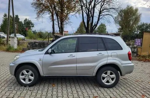 TOYOTA Rav 4 