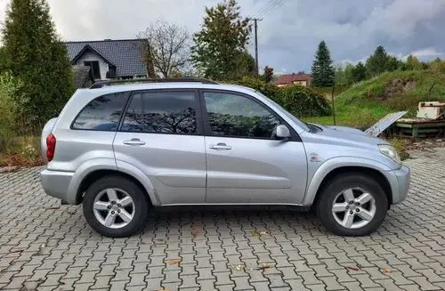 TOYOTA Rav 4 