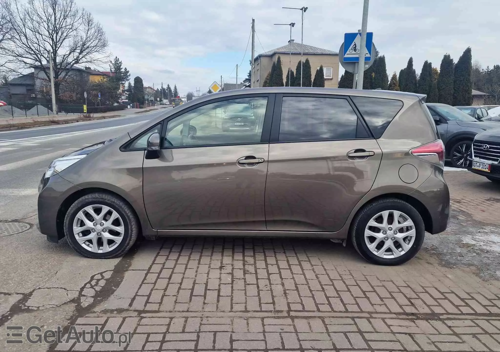 TOYOTA Verso S 1.33 VVT-i Club