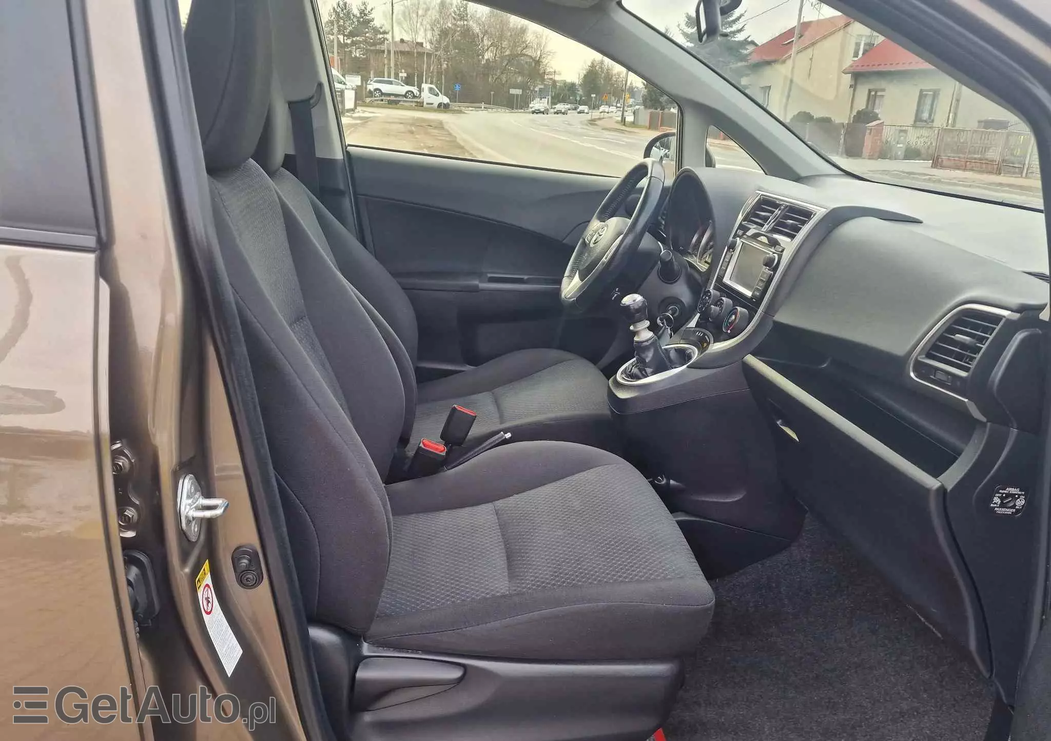 TOYOTA Verso S 1.33 VVT-i Club