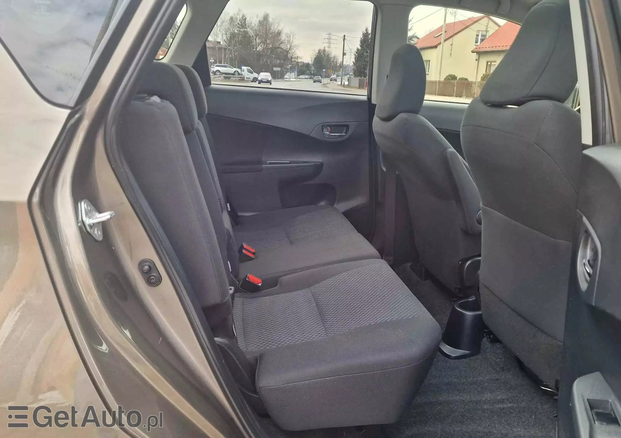 TOYOTA Verso S 1.33 VVT-i Club