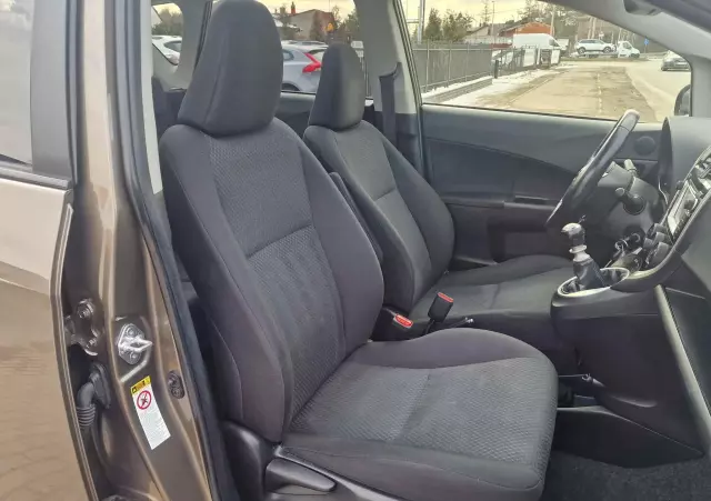 TOYOTA Verso S 1.33 VVT-i Club