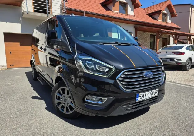 FORD Tourneo Custom 320 L2H1 VA Autm Titanium X