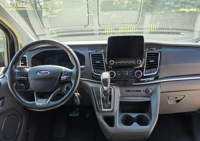 FORD Tourneo Custom 320 L2H1 VA Autm Titanium X
