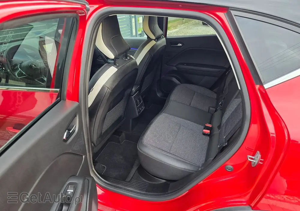 MITSUBISHI ASX 1.3 Turbo Mildhybrid DCT TOP