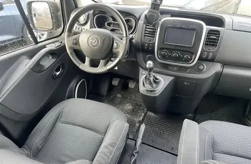 OPEL Vivaro 