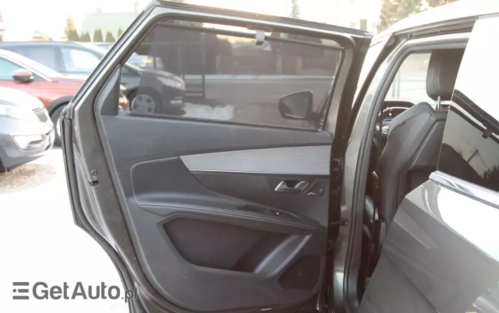 PEUGEOT 5008 2.0 BlueHDI GT S&S EAT8