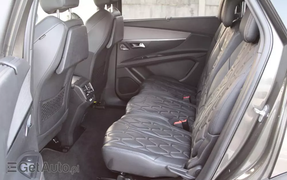 PEUGEOT 5008 2.0 BlueHDI GT S&S EAT8