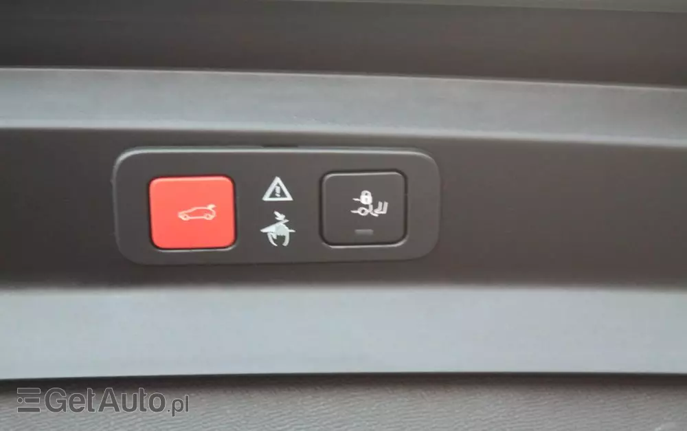 PEUGEOT 5008 2.0 BlueHDI GT S&S EAT8