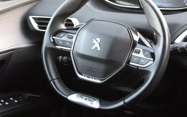 PEUGEOT 5008 2.0 BlueHDI GT S&S EAT8