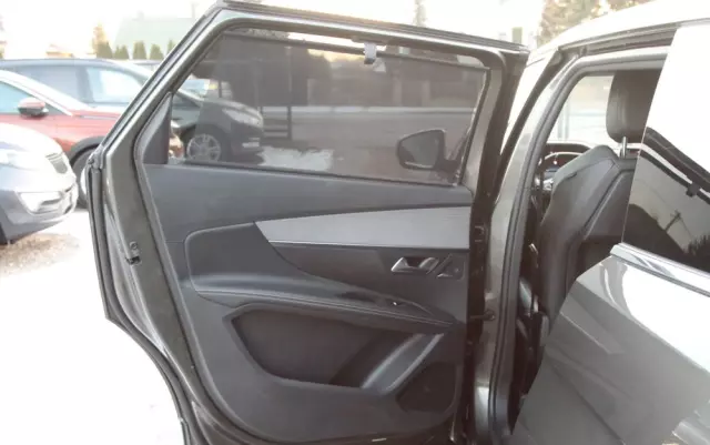 PEUGEOT 5008 2.0 BlueHDI GT S&S EAT8