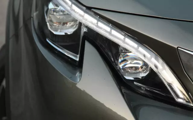 PEUGEOT 5008 2.0 BlueHDI GT S&S EAT8