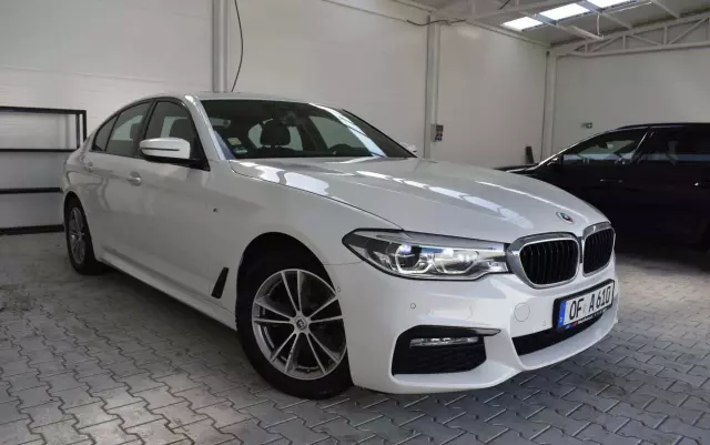 BMW Seria 5 520d M Sport