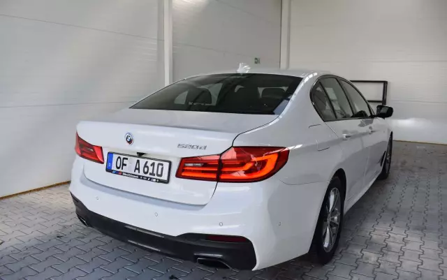 BMW Seria 5 520d M Sport