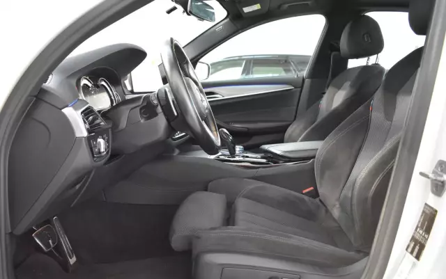 BMW Seria 5 520d M Sport